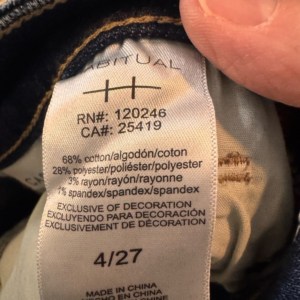 Habitual Women’s Casey Flare Jeans Blue Denim Size 4/27 – Like New - Picture 12 of 12